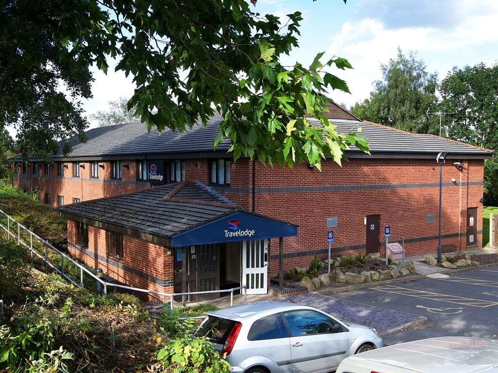 Travelodge Preston Chorley Чорли Экстерьер фото